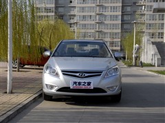 大渝汽车 北京现代 悦动 1.6 gls mt